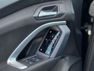 Audi Q5 II SUV Facelifting 2.0 40 TDI 204KM 2025 Audi Q5 Audi Virtual Cockpit , Adaptacyjny asystent predkosci , Reflektory, zdjęcie 15