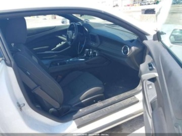 Chevrolet Camaro VI 2023 Chevrolet Camaro 2023r., 2.0L 2.0 Benzyna 275KM, zdjęcie 8