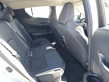 Toyota C-HR I Crossover Facelifting 1.8 Hybrid 122KM 2023 Toyota C-HR 1.8 Hybrid GPF Comfort, zdjęcie 7