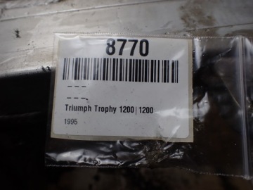 РЫЧАГ УПРАВЛЕНИЯ TRIUMPH TROPHY 1200 72 KW 1995R 8770