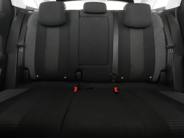 Peugeot 3008 II Crossover 1.5 BlueHDI 130KM 2018 Peugeot 3008 Virtual Navi Czujniki parkowania, zdjęcie 13