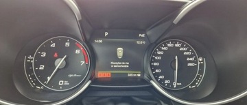 Alfa Romeo Giulia II Sedan 2.0 Turbo 200KM 2017 Alfa Romeo Giulia 2.0T 200KM Automat LED Xenon Skora Navi 2.0 Benzyna, zdjęcie 16