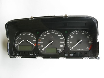 Счетчик часов VW Passat B4 35i MFA 3A0919880Q