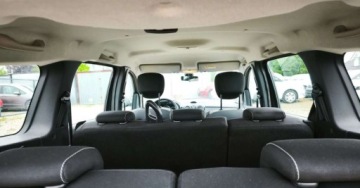 Dacia Lodgy Minivan Facelifting 1.6 SCe 102KM 2019 Dacia Lodgy Dacia Lodgy SCe 100 Stepway 1.6 Benzyna 102KM, zdjęcie 18