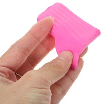 1 набор пластилина для подростков.