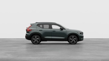 Volvo XC40 Crossover Facelifting 2.0 B4 197KM 2025 Volvo XC 40 Plus Dark B4 Mild Hybrid Benzyna, zdjęcie 4