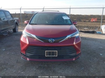 Toyota Sienna III 2022 Toyota Sienna Le, 2022r., 2.5L 2.5 Benzyna 189KM, zdjęcie 6