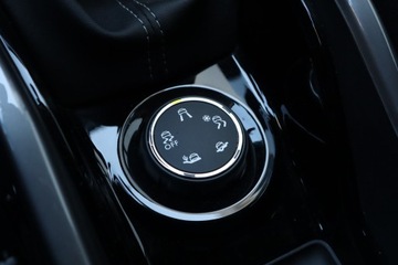 Peugeot 2008 I SUV Facelifting 1.2 PureTech 130KM 2016 Peugeot 2008 1.2 PureTech, Salon Polska, zdjęcie 18