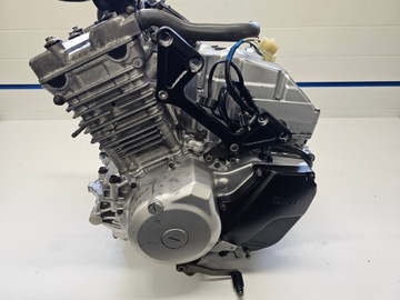Yamaha TDM 850 4TX двигатель в сборе с чехлами, 33 000 км.