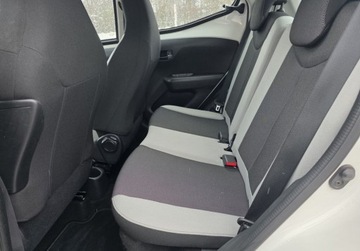Toyota Aygo II Hatchback 5d 1.0 VVT-i 69KM 2016 Toyota Aygo Benzyna 69KM, zdjęcie 13