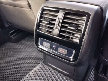 Volkswagen Passat B8 Variant Facelifting 2.0 TDI 190KM 2020 Volkswagen Passat 2.0 TDI 190KM Business DSG Kamera Virtual Android, zdjęcie 29