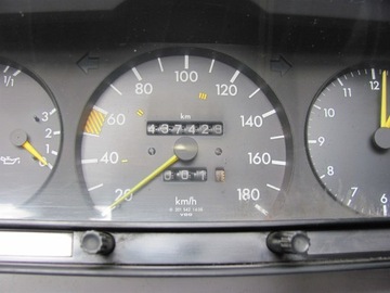 Mercedes 190 W201 Часы, счетчик, Счетчики дизельного топлива, до 180 км/ч