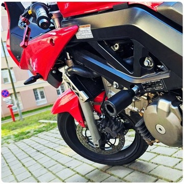 Роза Crash Frame Pads, посвященные Suzuki GSX-R 1300 Hayabusa 3 III