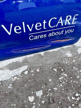 DVEŘE PŘEDNÍ PRAVÉ TOYOTA COROLLA E21