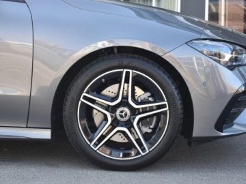 Mercedes CLA C118/X118 Coupe Facelifting 1.3 200 163KM 2025 MERCEDES-BENZ CLA 200 AMG Line Sedan 1.3 (163KM) 2025, zdjęcie 13