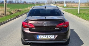 Opel Astra J Sedan 1.4 Turbo ECOTEC 140KM 2013 Opel Astra Lift 1.4 Turbo 140KM BiXenony Ledy NawiPL PółSkóra Grzana Kiera, zdjęcie 28