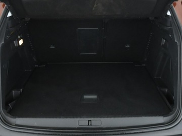 Peugeot 3008 II Crossover 1.5 BlueHDI 130KM 2019 Peugeot 3008 1.5 HDi Automat Business Klimatyzacja, zdjęcie 19