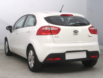 Kia Rio III Hatchback 5d Facelifting 1.2 DOHC CVVT 84KM 2015 Kia Rio 1.25 CVVT, Klima, Podgrzewane siedzienia, zdjęcie 3