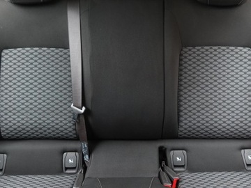 Opel Astra J GTC 1.6 CDTI Ecotec 110KM 2018 Opel Astra 1.6 CDTI, Salon Polska, Serwis ASO, zdjęcie 9