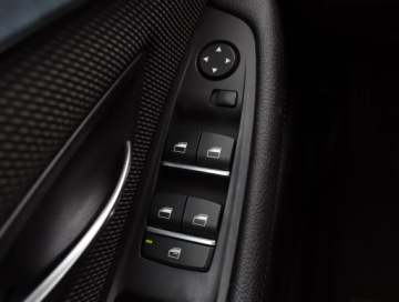 BMW Seria 5 F10-F11 Limuzyna 520i 184KM 2012 BMW 5 520i, Klima, Klimatronic, Tempomat, zdjęcie 23