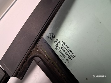 PEUGEOT 208 I 2008 SKLO (OKNO) KAROSERIE TROJŮHELNÍK PRAVÝCH DVEŘE PŘEDNÍCH 13R