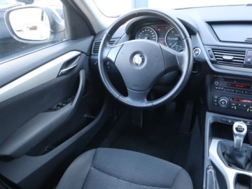 BMW X1 E84 Crossover xDrive18d 143KM 2012 BMW X1 xDrive18d, 4X4, Klima, Klimatronic, zdjęcie 6