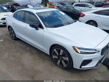 Volvo S60 III 2025 Volvo S60 2025 VOLVO S60 PLUG-IN HYBRID T8 PLUS 2.0 Hybryda Plug-in 312KM, zdjęcie 1