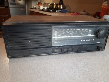 Radio UNITRA DIORA R-206