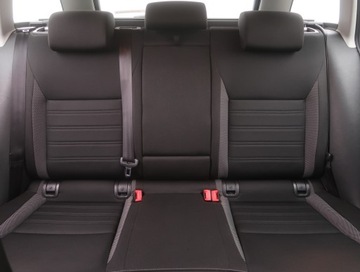 Skoda Octavia III Kombi Facelifting 1.6 TDI 115KM 2018 Skoda Octavia 1.6 TDI, Salon Polska, Serwis ASO, zdjęcie 9