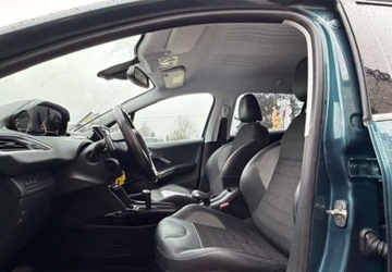 Peugeot 2008 I 2017 Peugeot 2008 1.6 Diesel 120KM, zdjęcie 9