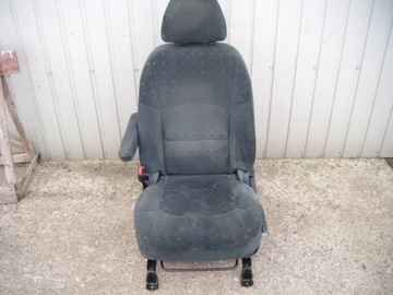 MITSUBISHI GRANDIS 03-11 SEDADLO ŘIDIČE