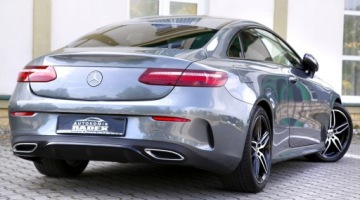 Mercedes Klasa E W213 Coupe 2.0 220d 194KM 2018 Mercedes E 220 2.0Cdi 195KM/Navi/ Alcantara/Parktr, zdjęcie 21