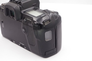 Боди Minolta Dynax 700si в отличном состоянии.