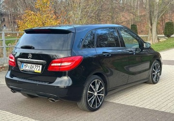 Mercedes Klasa B W246 Sports Tourer 180 BlueEFFICIENCY 122KM 2012 Mercedes-Benz Klasa B Mercedes-Benz Klasa B 180 UrbanStyle Edition 1.6, zdjęcie 2
