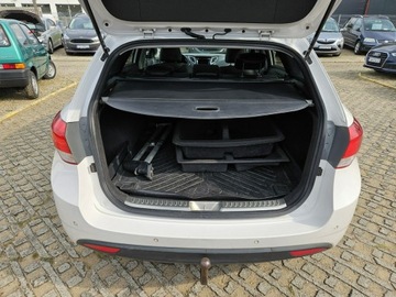 Hyundai i40 Kombi 2.0 GDI 177KM 2014 Hyundai i40 2,0 benzyna 177KM nawigacja kamera, zdjęcie 15
