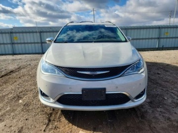 Chrysler Pacifica II 3.6 V6 291KM 2017 Chrysler Pacifica 2017r., Limited, 3.6L, od ubezpieczalni 3.6 Benzyna 291KM, zdjęcie 4