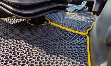 ПРОДАЖА Экскаватор Volvo EC220L 2016 - резиновый коврик EVA ETERNITY DEEP MATS