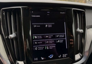 Volvo V60 II  2020 Volvo V60 B4 197KM INSCRIPTION BLIS navi BEZWYPADKOWY automat, zdjęcie 24