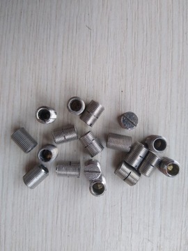 Metalowy wkręt fi 6x8 mm do rdzenia kpl=10 szt.