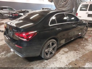 Mercedes Klasa A W177/V177 2021 Mercedes-Benz Klasa A 2021r., A 220, od ubezpieczalni 2.0 Benzyna 188KM, zdjęcie 6