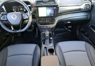  SsangYongKGM Tivoli ADVENTURE-OD REKI- automat- klima- navi- czujniki i ka, zdjęcie 9