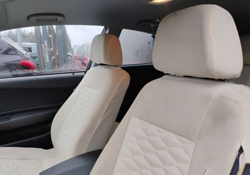 BMW Seria 1 E81/E87 Hatchback 5d E87 1.6 116i 122KM 2011 BMW Seria 1 2011r, 2.0 Benzyna. Lekko uszkodzony lewy bok. Jezdzi. 1.6, zdjęcie 7