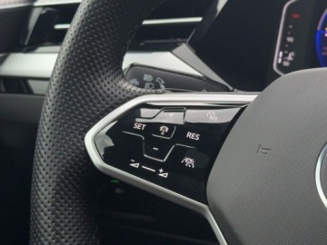 Volkswagen Arteon Fastback Facelifting 2.0 TDI 200KM 2022 Volkswagen Arteon Shooting Brake 2.0 TDI 4Motion R-Line DSG 200KM, Serwis, zdjęcie 17