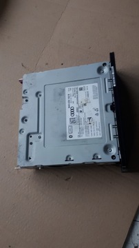A4 B9 МУЛЬТИМЕДИЙНОЕ СЧИТЫВАТЕЛЬ SD NAVI 8W 8W0035192B A5