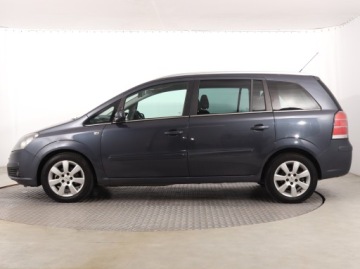 Opel Zafira B 1.6 Twinport ECOTEC 105KM 2007 Opel Zafira 1.6, GAZ, 7 miejsc, Klima, Tempomat, zdjęcie 2