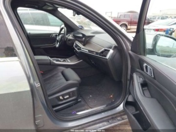 BMW X5 G05 2024 BMW X5 xDrive40i 2024 3.0 Benzyna 375KM, zdjęcie 8