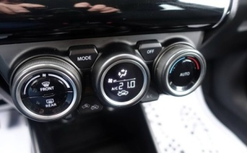 Suzuki Swift VI 2018 Suzuki Swift 1.2 90KM Hybrid Allgrip 4x4 Full opcja Oryginalny przebieg 1.2, zdjęcie 26