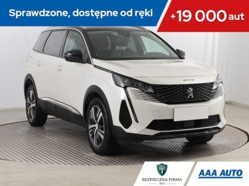 Peugeot 5008 II Crossover Facelifting 1.2 PureTech 130KM 2022 Peugeot 5008 PureTech 130, Salon Polska