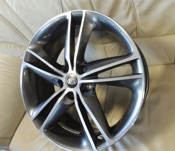 4 RÁFKY ALU 5X114,3 R19 KIA