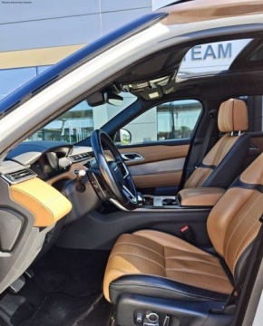 Land Rover Range Rover Velar SUV 3.0 300KM 2021 Land Rover Range Rover Velar Land Rover Range Rover Velar L560 3.0 I6 Dies, zdjęcie 11